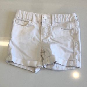 Girls age 8. Casual black shorts. Barley used. From H&M.